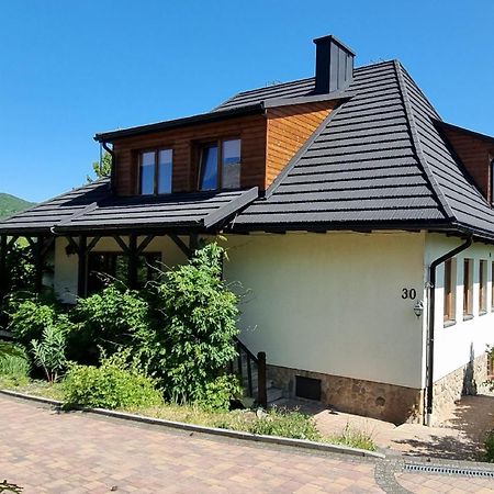 Mountain House Hotel Ustrzyki Dolne Kültér fotó