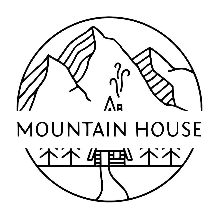Mountain House Hotel Ustrzyki Dolne Kültér fotó