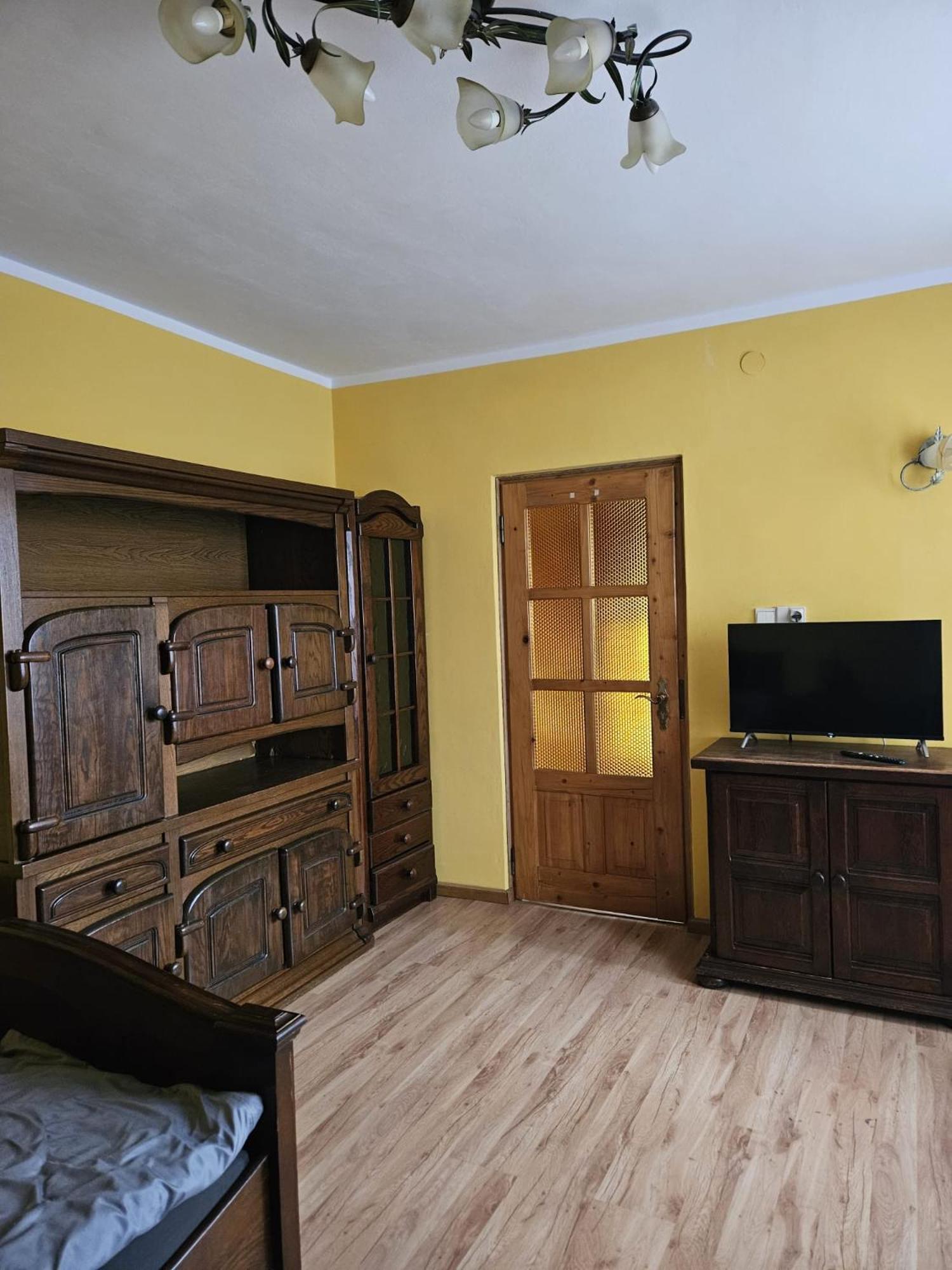 Mountain House Hotel Ustrzyki Dolne Kültér fotó